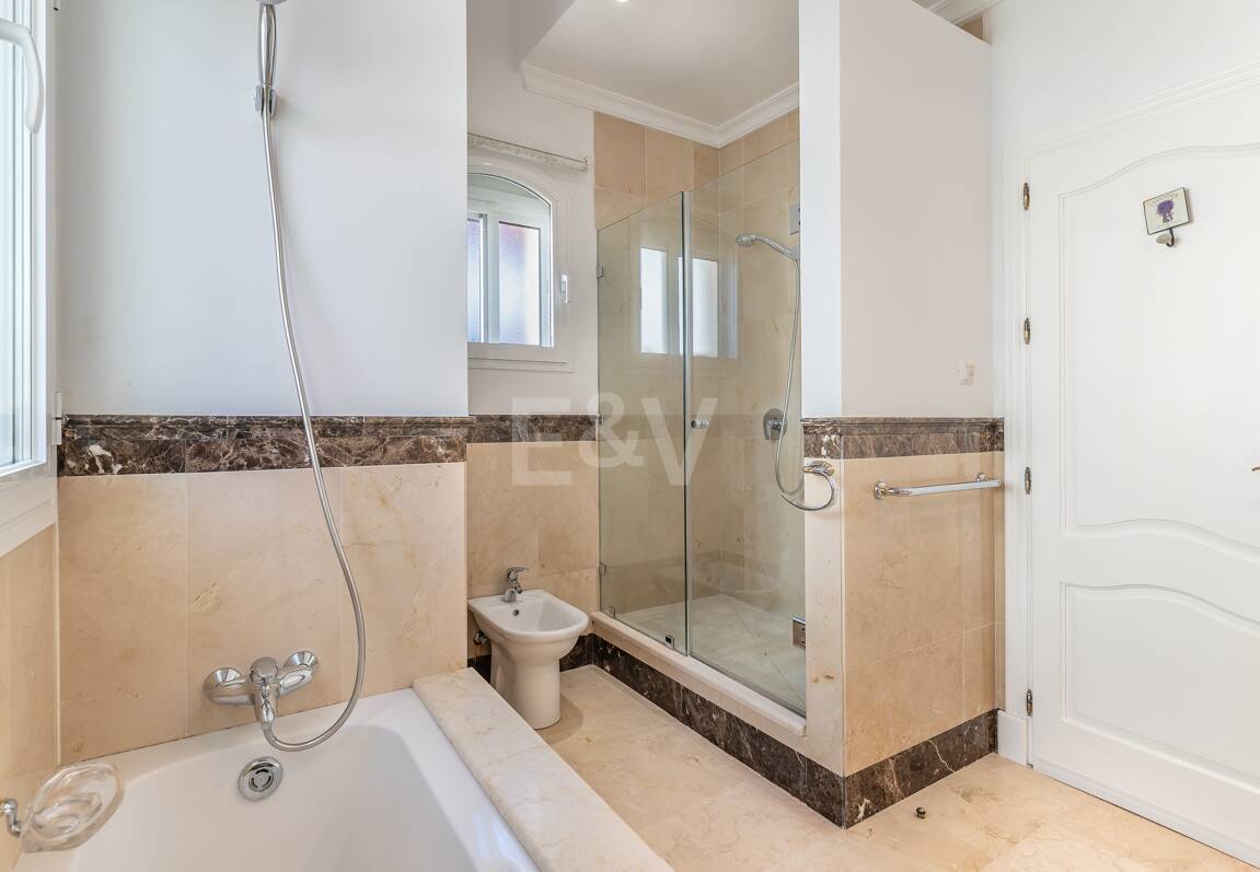 Luksusowa willa w Sierra Blanca Country Club z widokiem na basen i panoramę