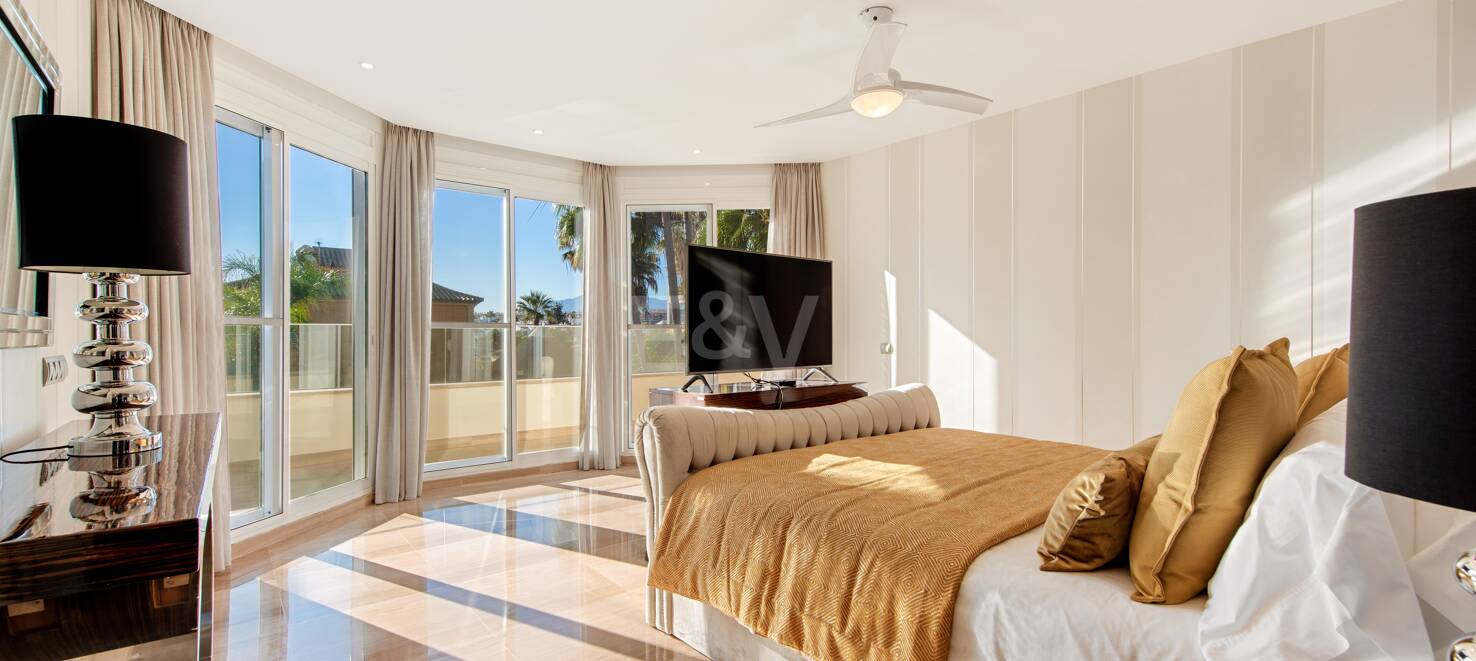 Luxusvilla am Strand in Cortijo Blanco