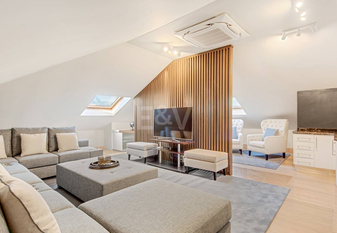 Beachside Luxury Villa in Cortijo Blanco