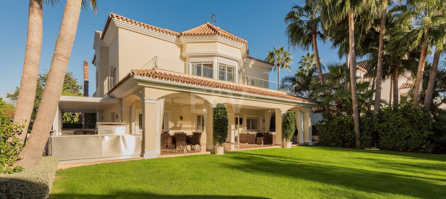 Luxusvilla am Strand in Cortijo Blanco