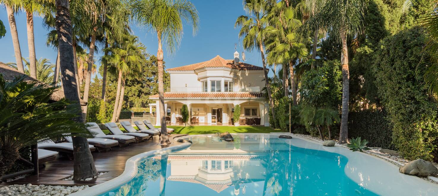 Luxusvilla am Strand in Cortijo Blanco