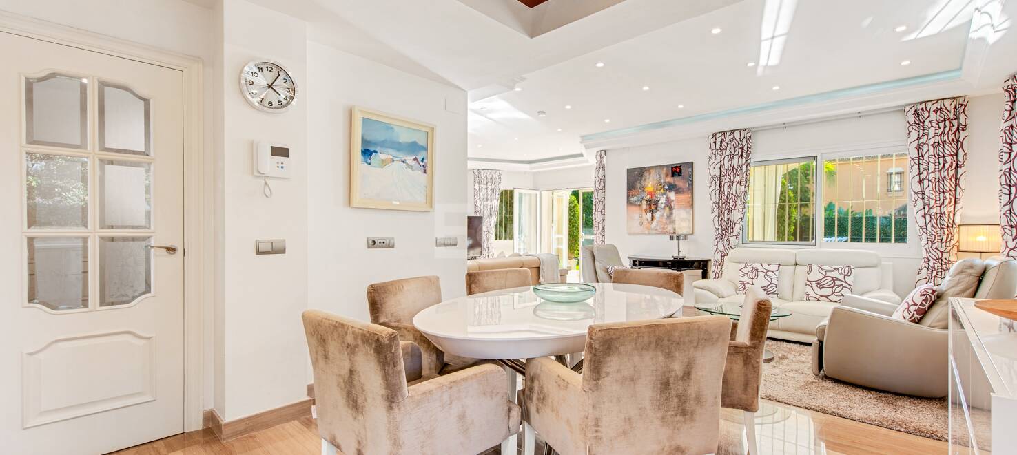 Luxusvilla am Strand in Cortijo Blanco