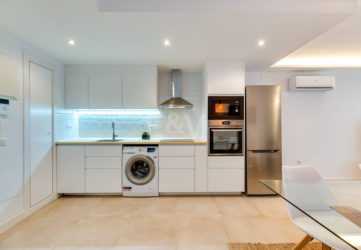 Gemütliche Strandwohnung im Zentrum von Marbella, 30 m vom Meer entfernt, zur Langzeitmiete verfügbar