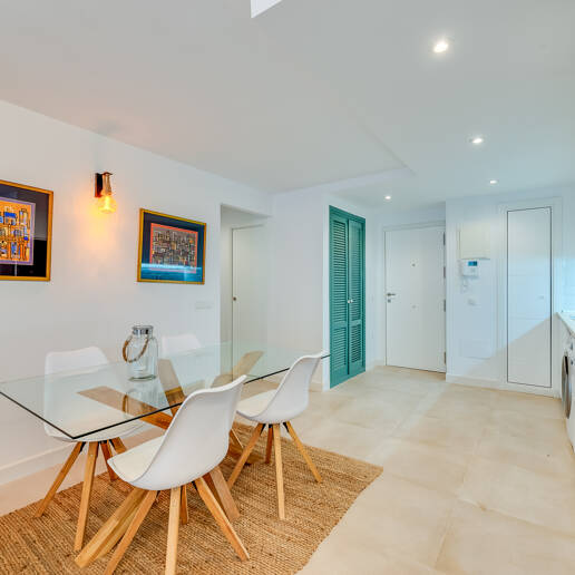 Gemütliche Strandwohnung im Zentrum von Marbella, 30 m vom Meer entfernt, zur Langzeitmiete verfügbar