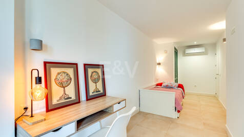 Gemütliche Strandwohnung im Zentrum von Marbella, 30 m vom Meer entfernt, zur Langzeitmiete verfügbar