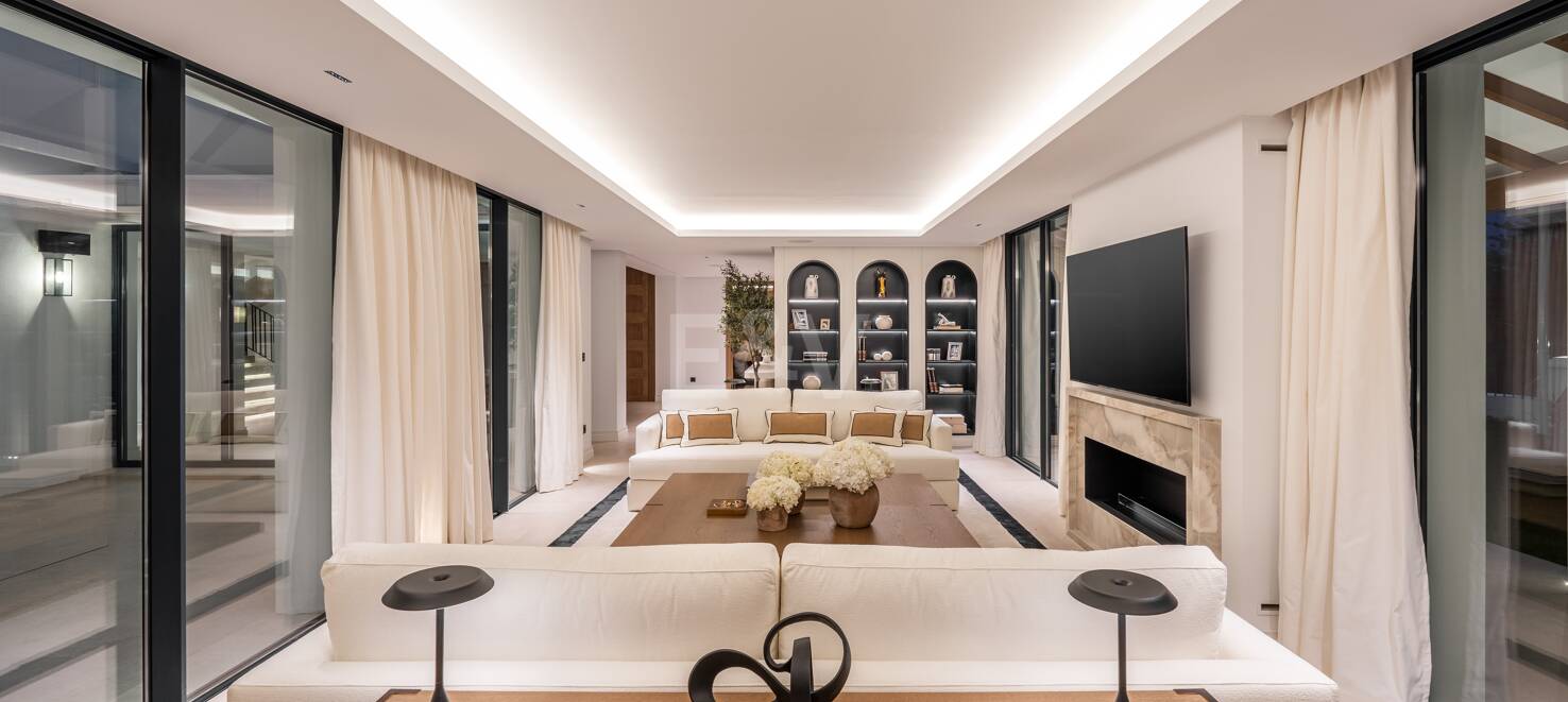 Lyxvilla i prestigefyllda Las Brisas, Nueva Andalucia