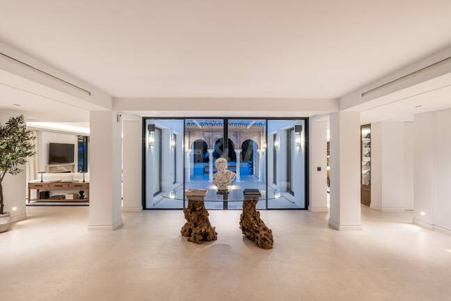 Lyxvilla i prestigefyllda Las Brisas, Nueva Andalucia