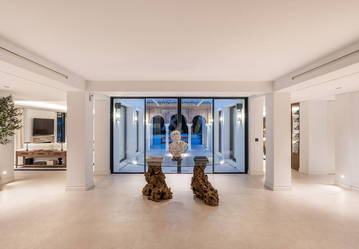 Lyxvilla i prestigefyllda Las Brisas, Nueva Andalucia