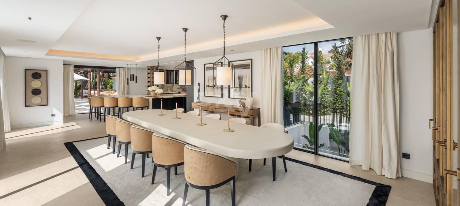 Lyxvilla i prestigefyllda Las Brisas, Nueva Andalucia