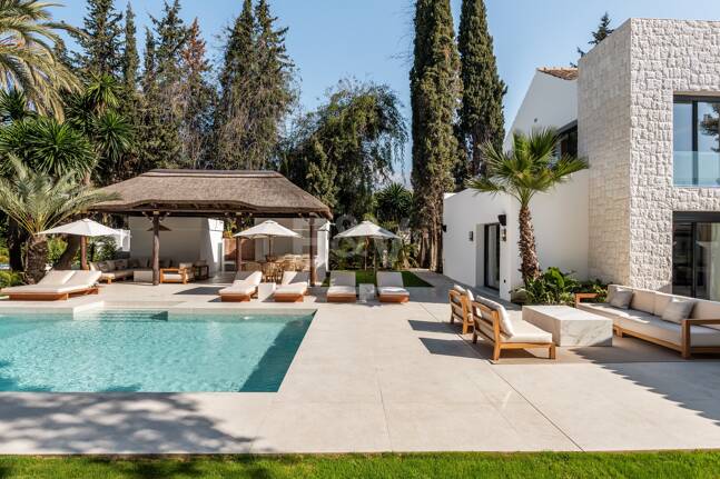 Lyxvilla i prestigefyllda Las Brisas, Nueva Andalucia