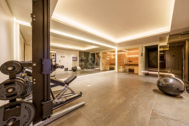 Lyxvilla i prestigefyllda Las Brisas, Nueva Andalucia