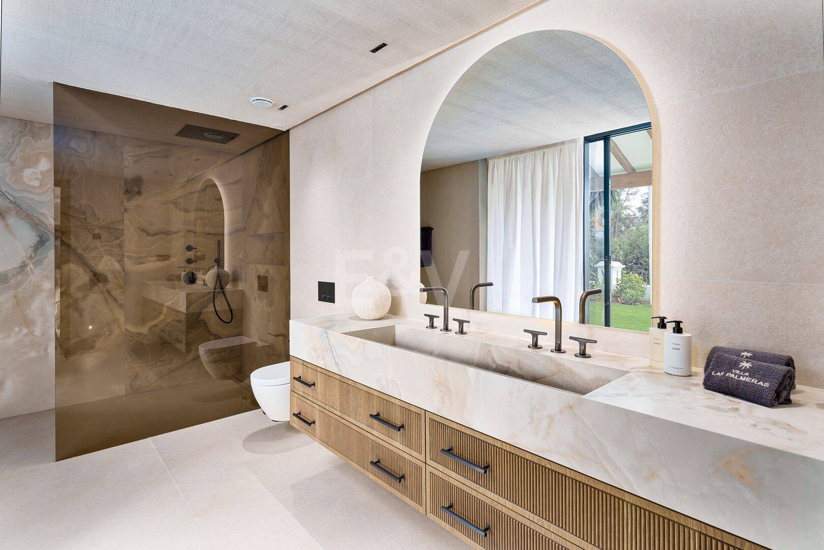 Luxury Villa in Prestigious Las Brisas, Nueva Andalucia