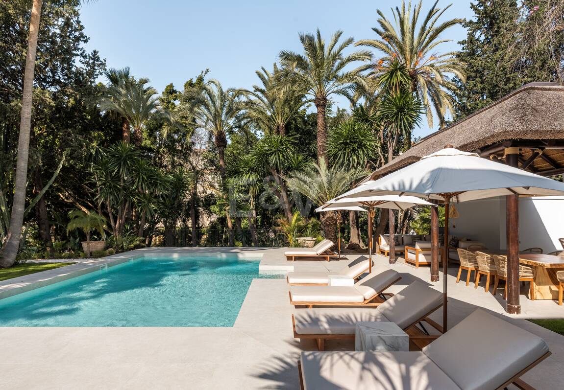 Lyxvilla i prestigefyllda Las Brisas, Nueva Andalucia