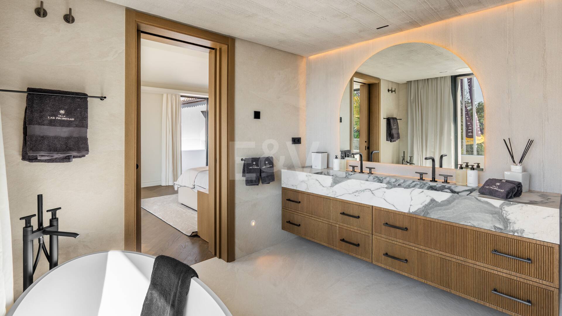 Lyxvilla i prestigefyllda Las Brisas, Nueva Andalucia