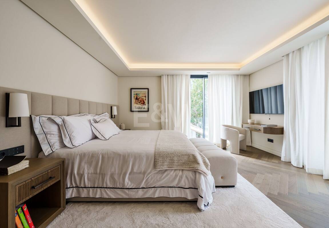 Lyxvilla i prestigefyllda Las Brisas, Nueva Andalucia