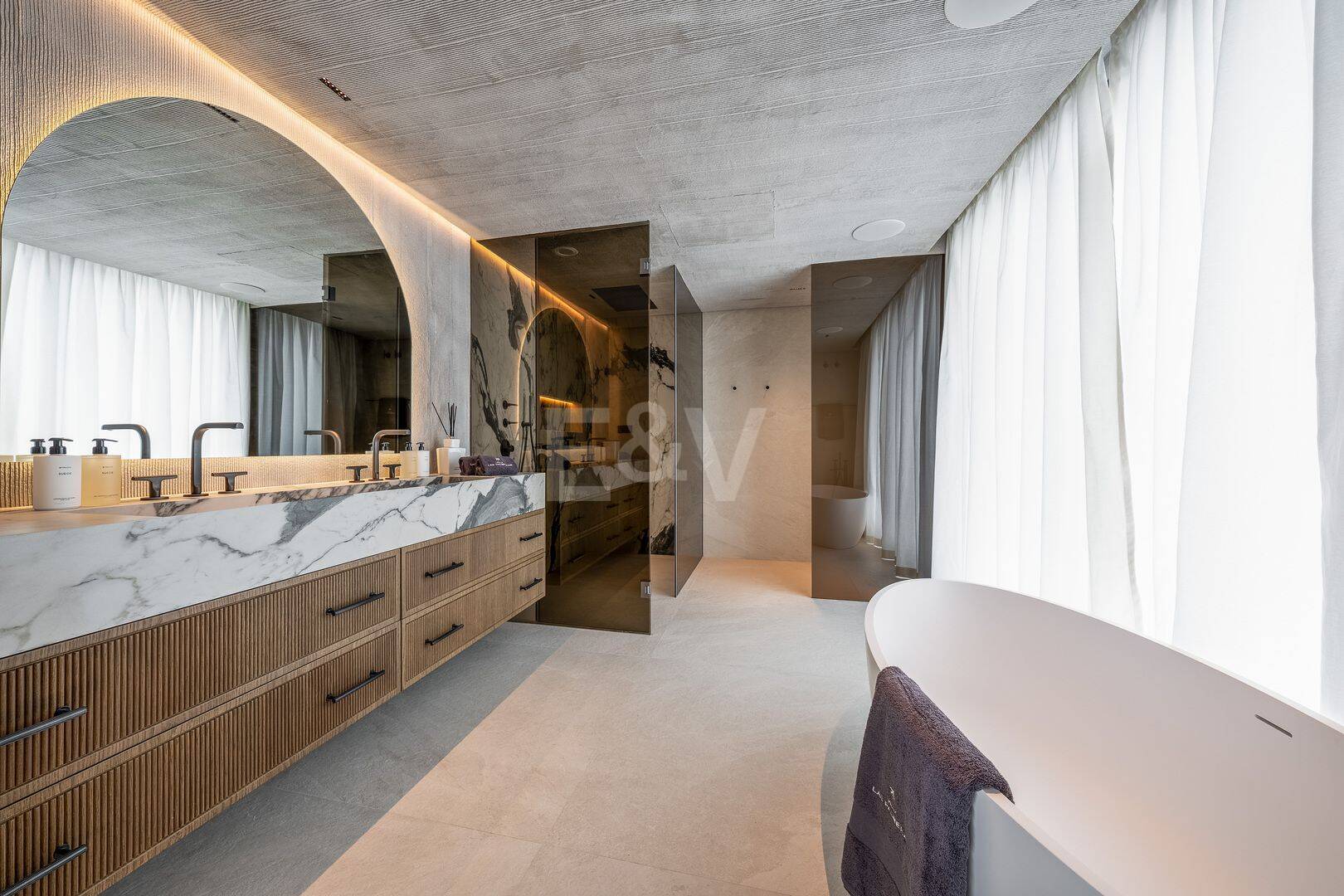 Luxury Villa in Prestigious Las Brisas, Nueva Andalucia