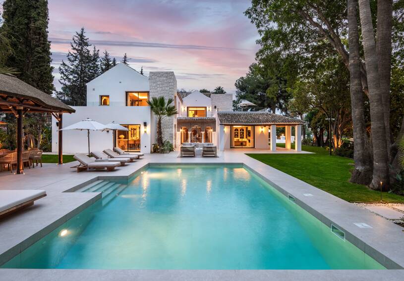 Lyxvilla i prestigefyllda Las Brisas, Nueva Andalucia