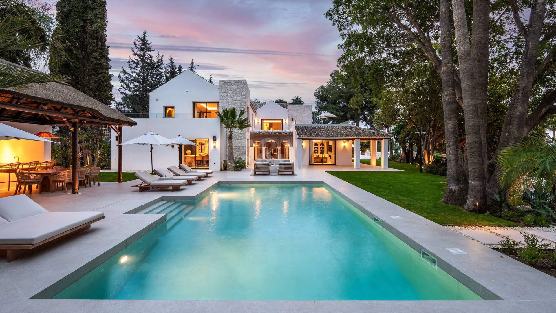 Luxury Villa in Prestigious Las Brisas, Nueva Andalucia