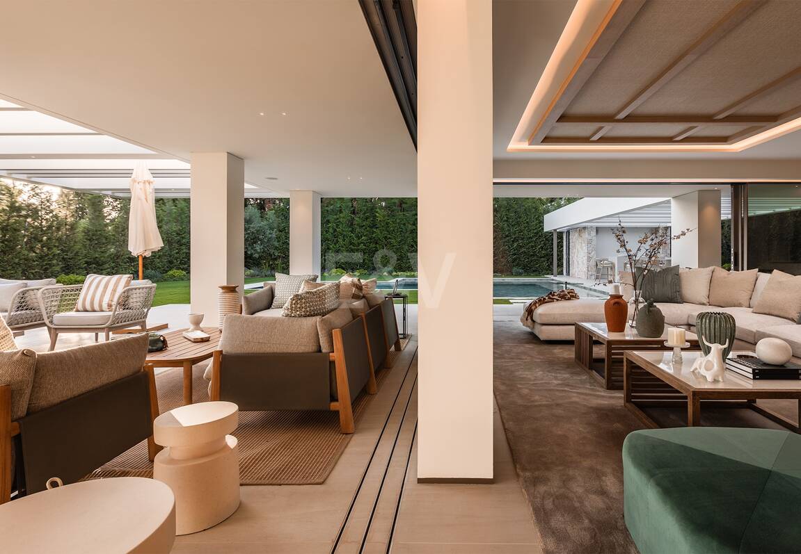 Villa Contemporánea a pocos pasos del Las Brisas Golf