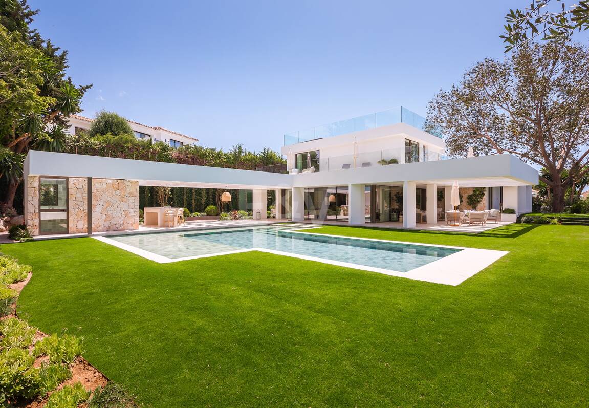 Villa Contemporánea a pocos pasos del Las Brisas Golf