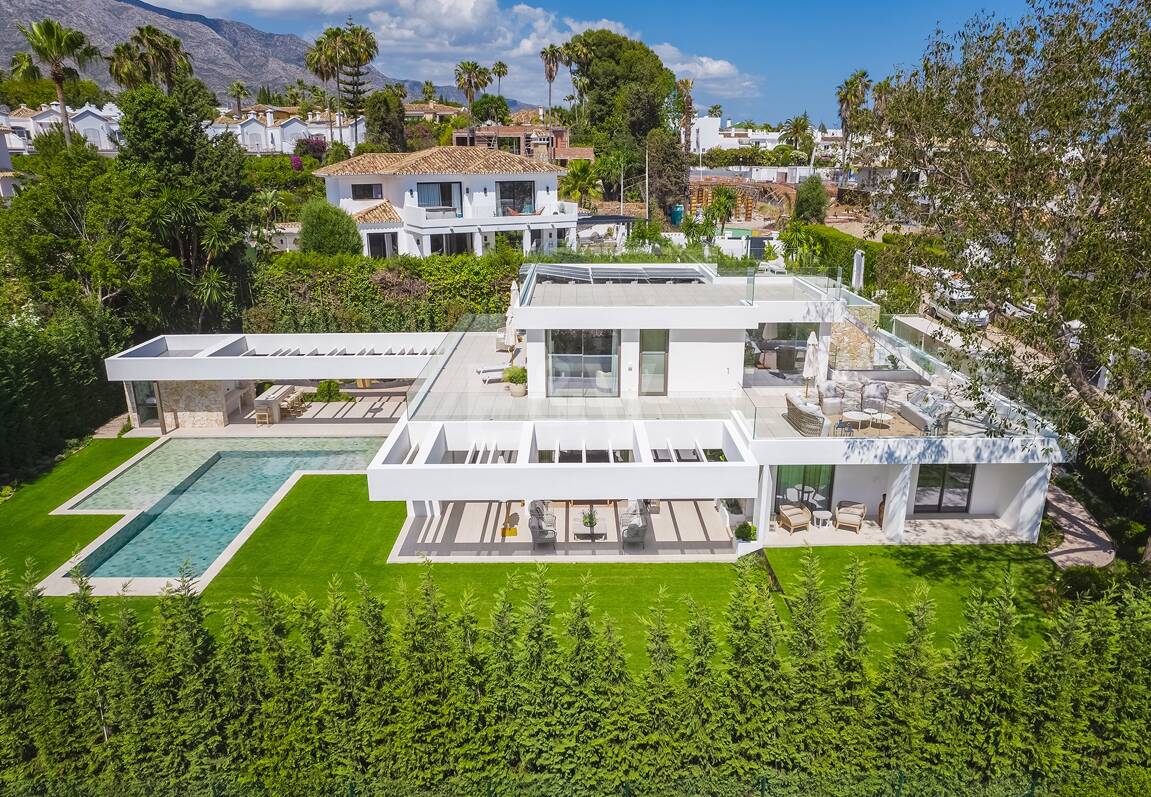 Villa Contemporánea a pocos pasos del Las Brisas Golf