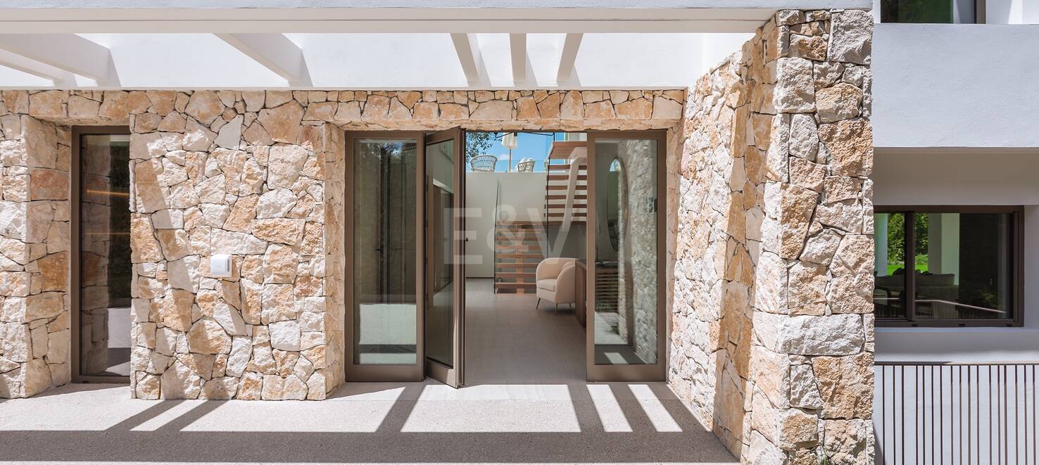 Villa Contemporánea a pocos pasos del Las Brisas Golf
