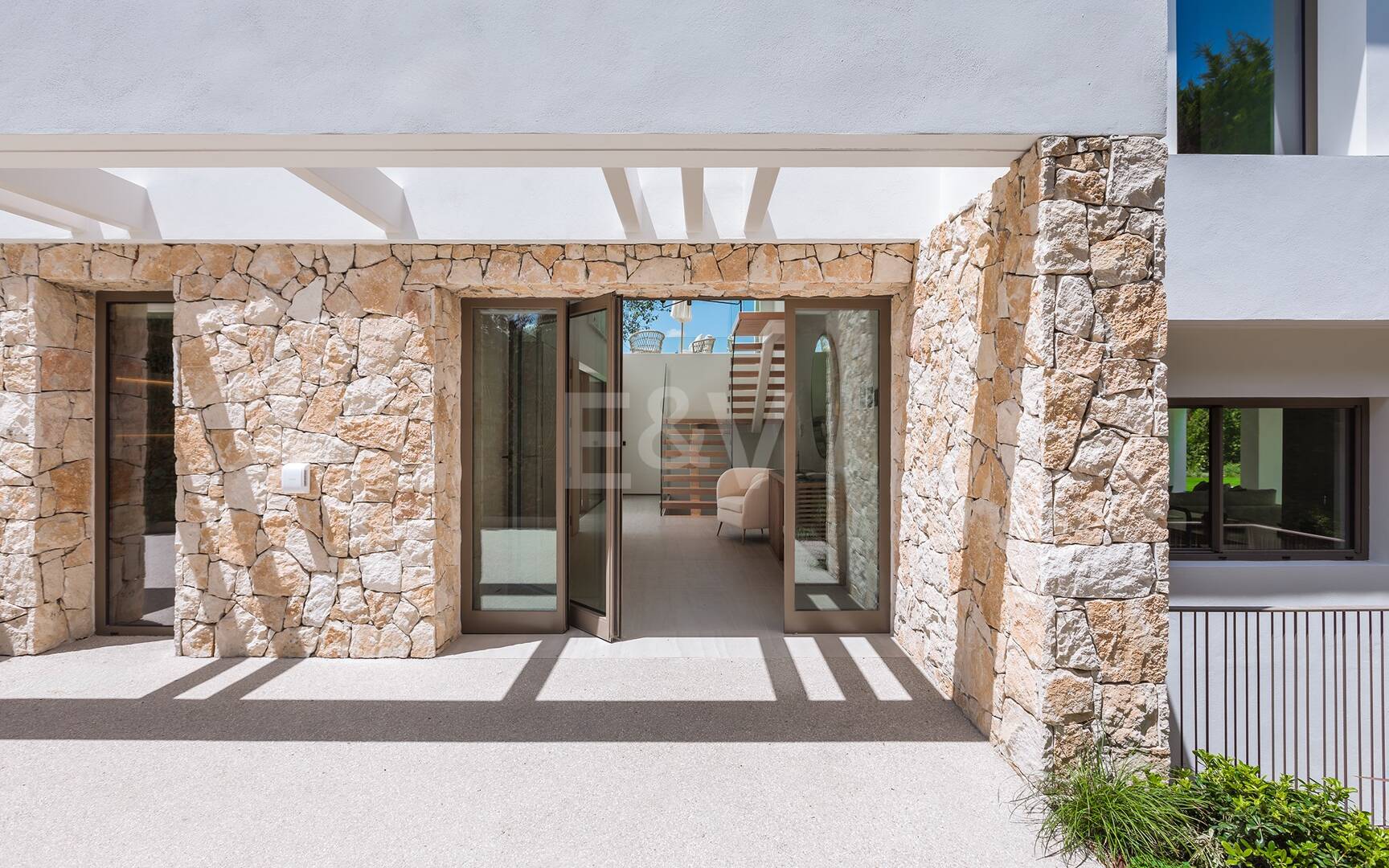 Villa Contemporánea a pocos pasos del Las Brisas Golf