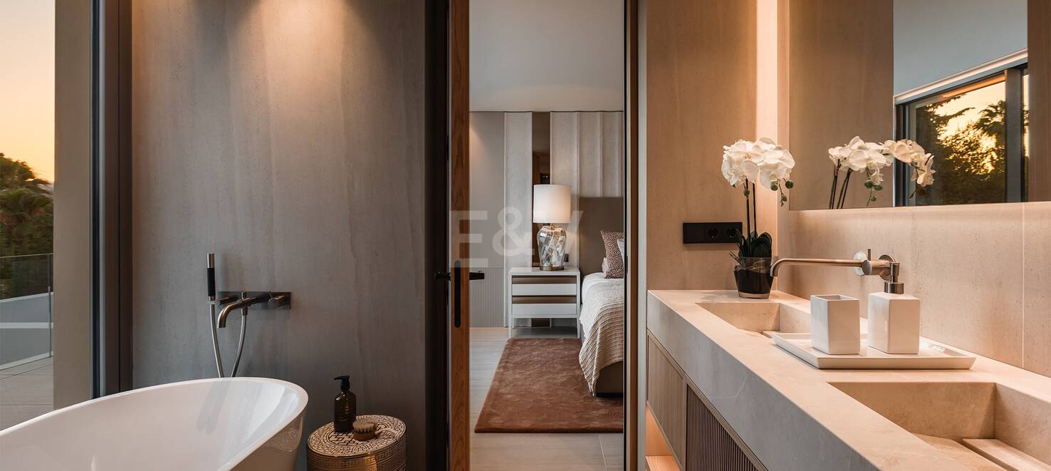 Villa Contemporánea a pocos pasos del Las Brisas Golf
