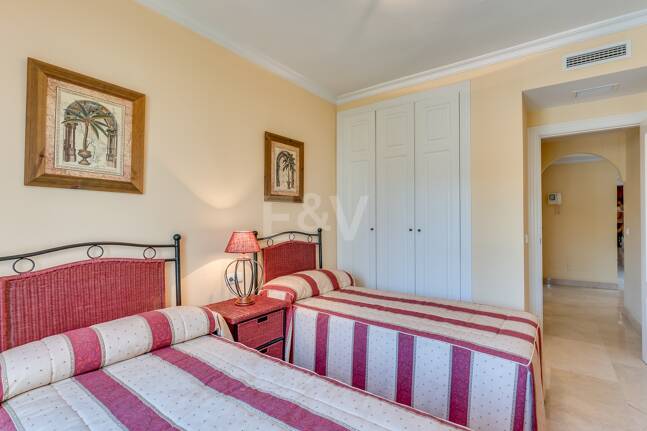 Beachfront Apartment in Puerto Banus with Sea Views