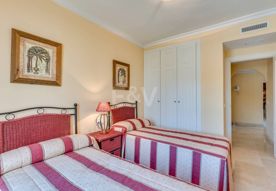 Beachfront Apartment in Puerto Banus with Sea Views