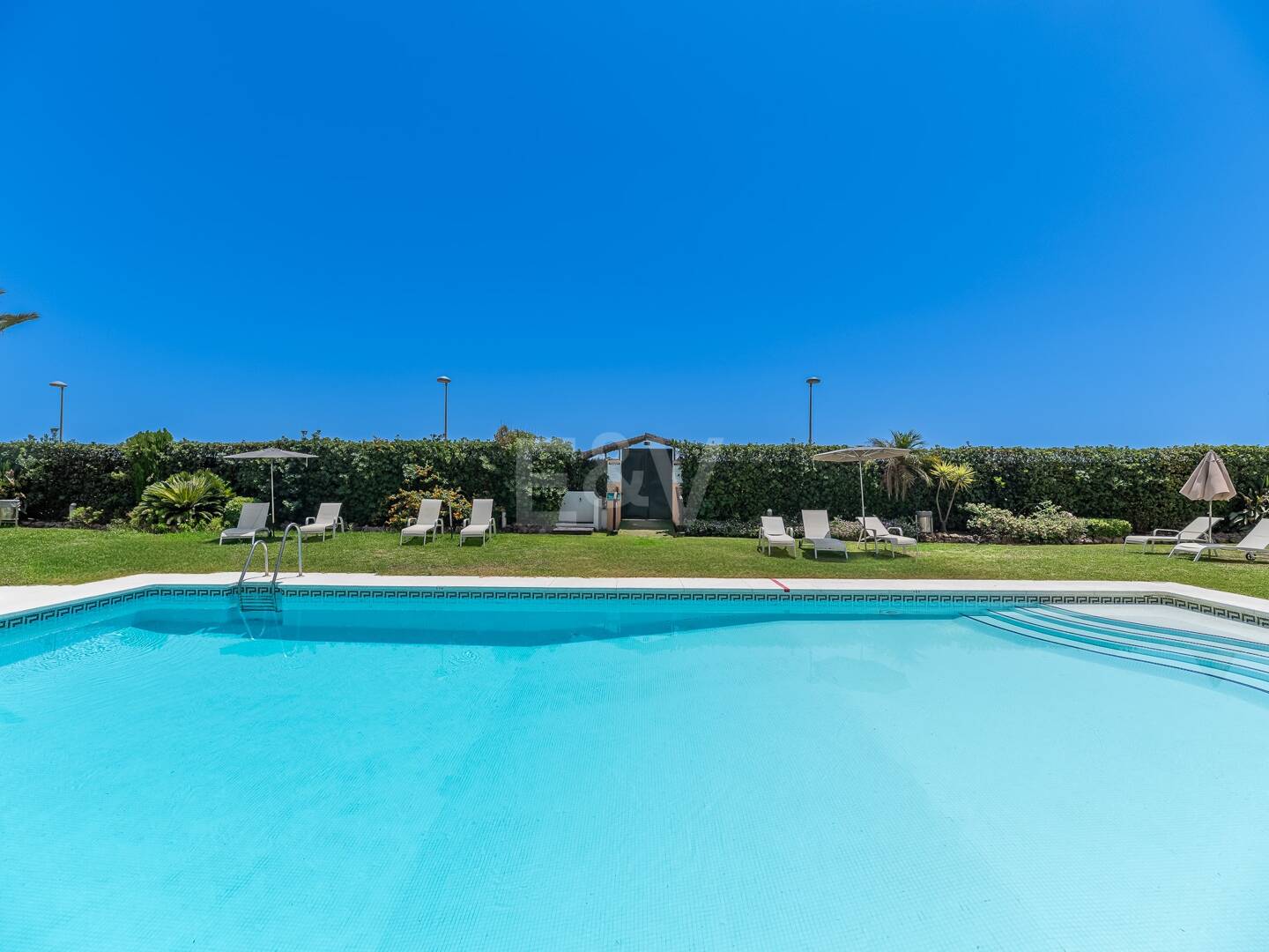 Beachfront Apartment in Puerto Banus with Sea Views