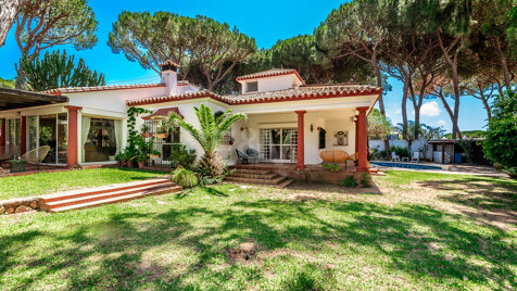 Charmig andalusisk stil Villa med gångavstånd till stranden