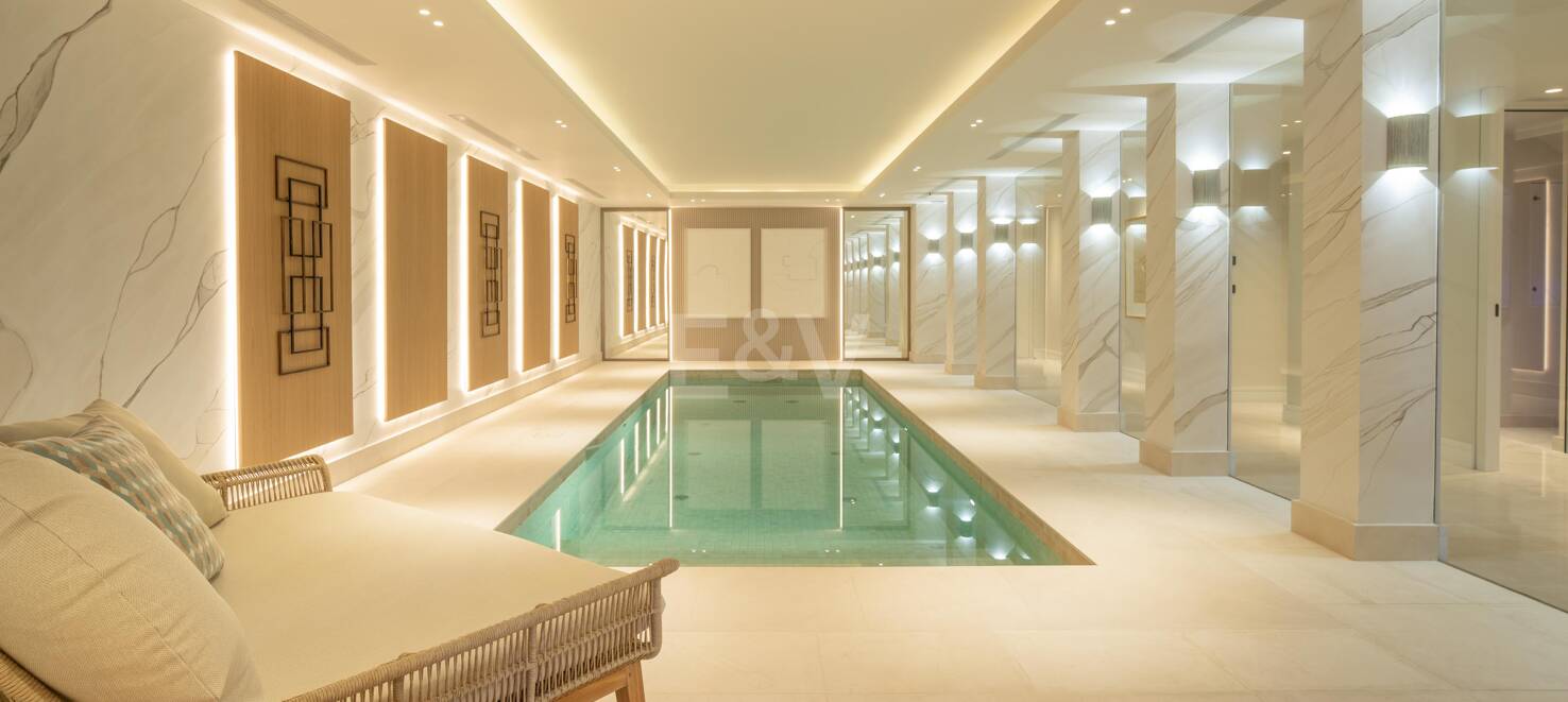 Lyxig Brand New Villa med havsutsikt i la Quinta inom en gated community