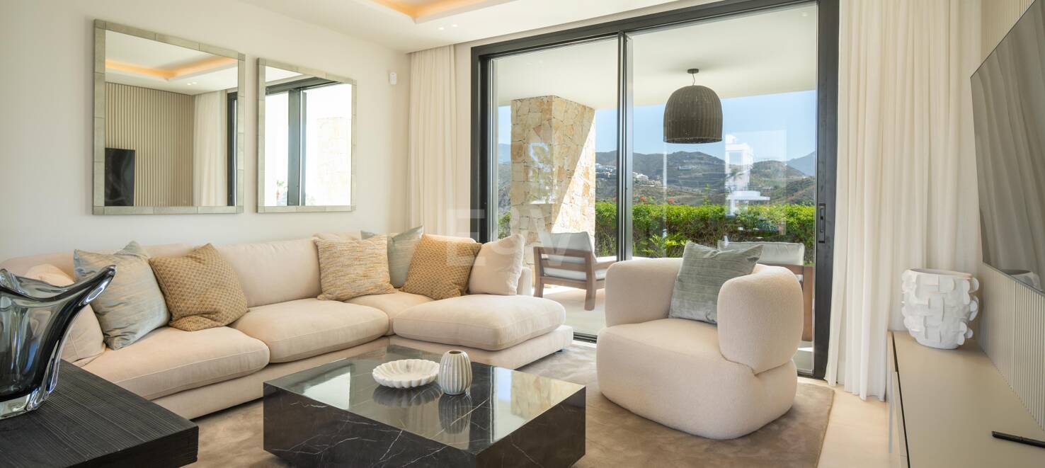 Lyxig Brand New Villa med havsutsikt i la Quinta inom en gated community