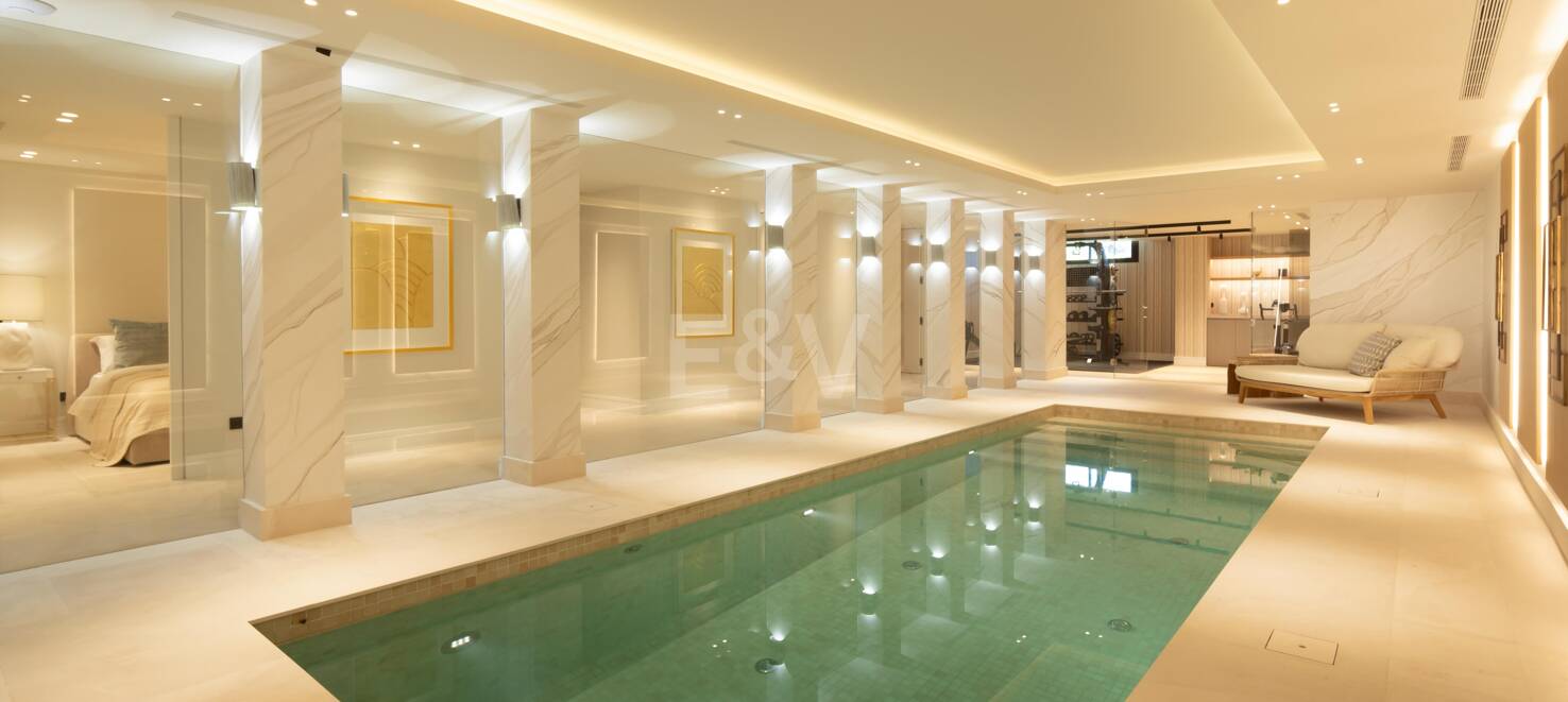 Lyxig Brand New Villa med havsutsikt i la Quinta inom en gated community