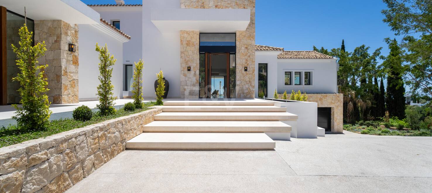 Lyxig Brand New Villa med havsutsikt i la Quinta inom en gated community