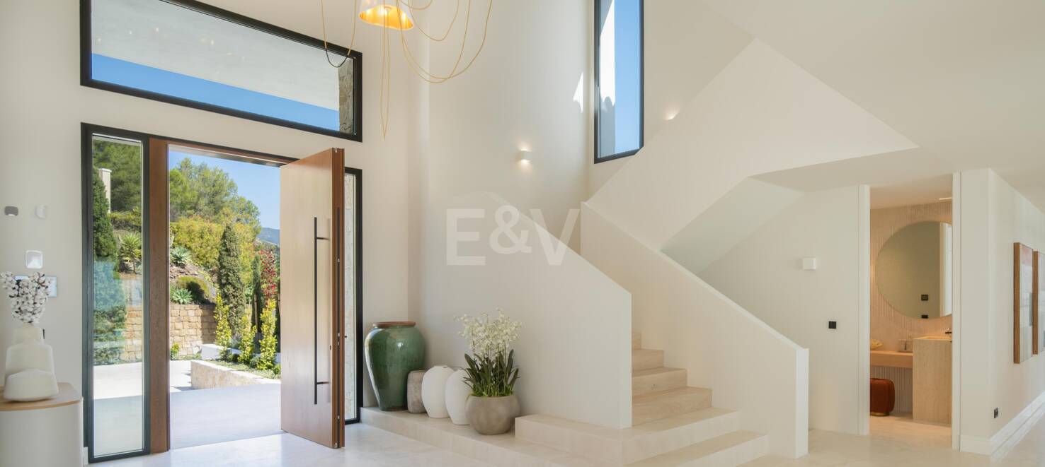 Lyxig Brand New Villa med havsutsikt i la Quinta inom en gated community