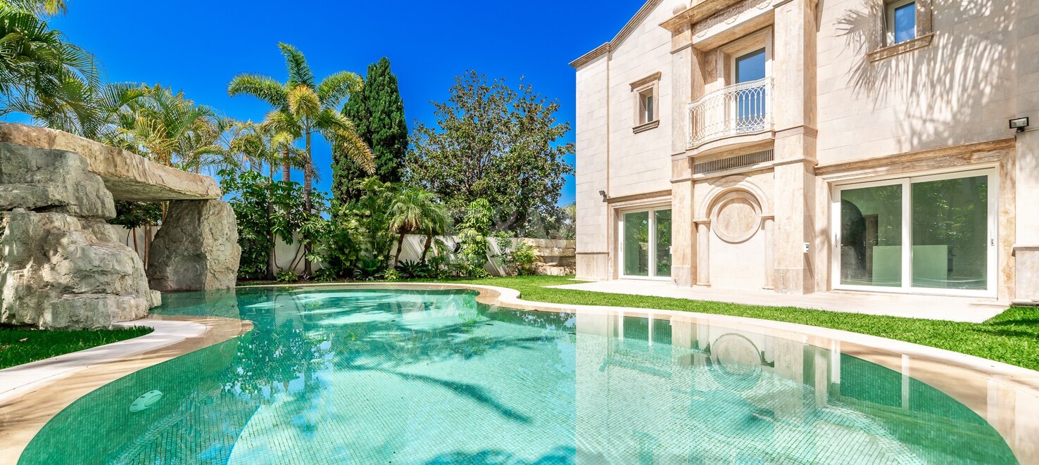 Villa excepcional en Los Monteros Playa