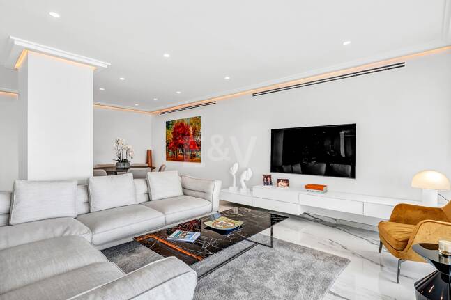 Lyxig Beachfront Lägenhet i den prestigefyllda urbaniseringen Mare Nostrum