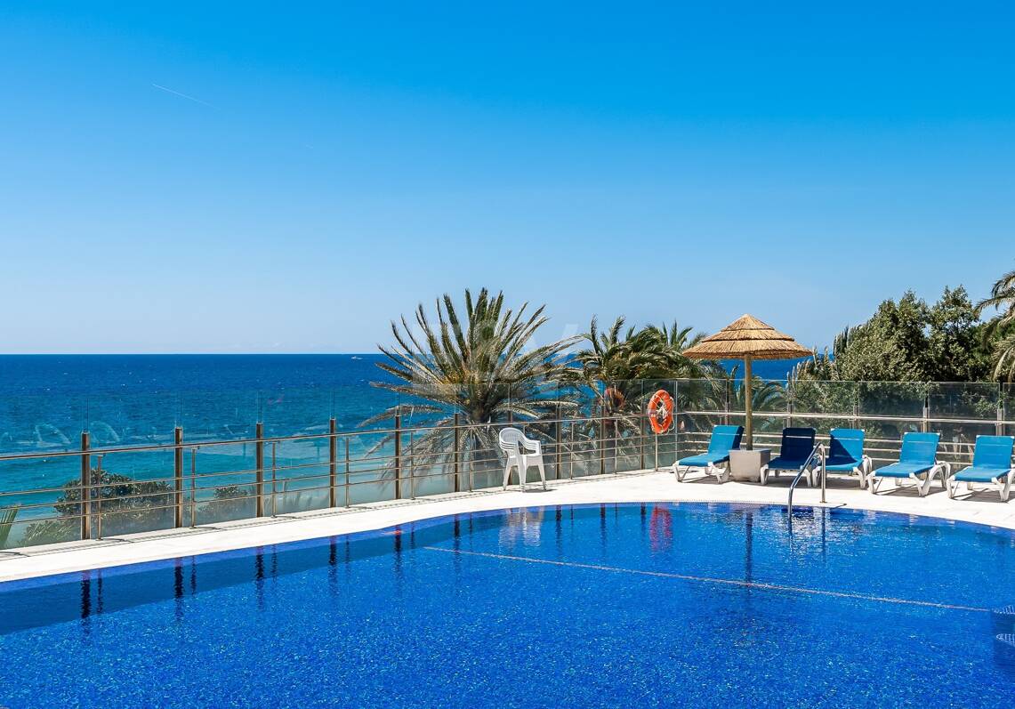 Luksusowy Beachfront Apartment w presti urbanizacja Mare Nostrum
