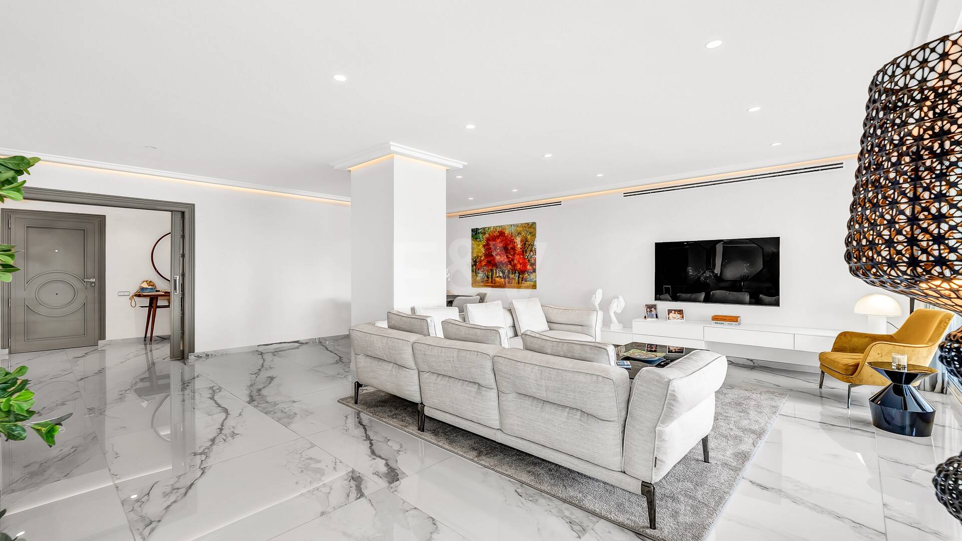 Lyxig Beachfront Lägenhet i den prestigefyllda urbaniseringen Mare Nostrum