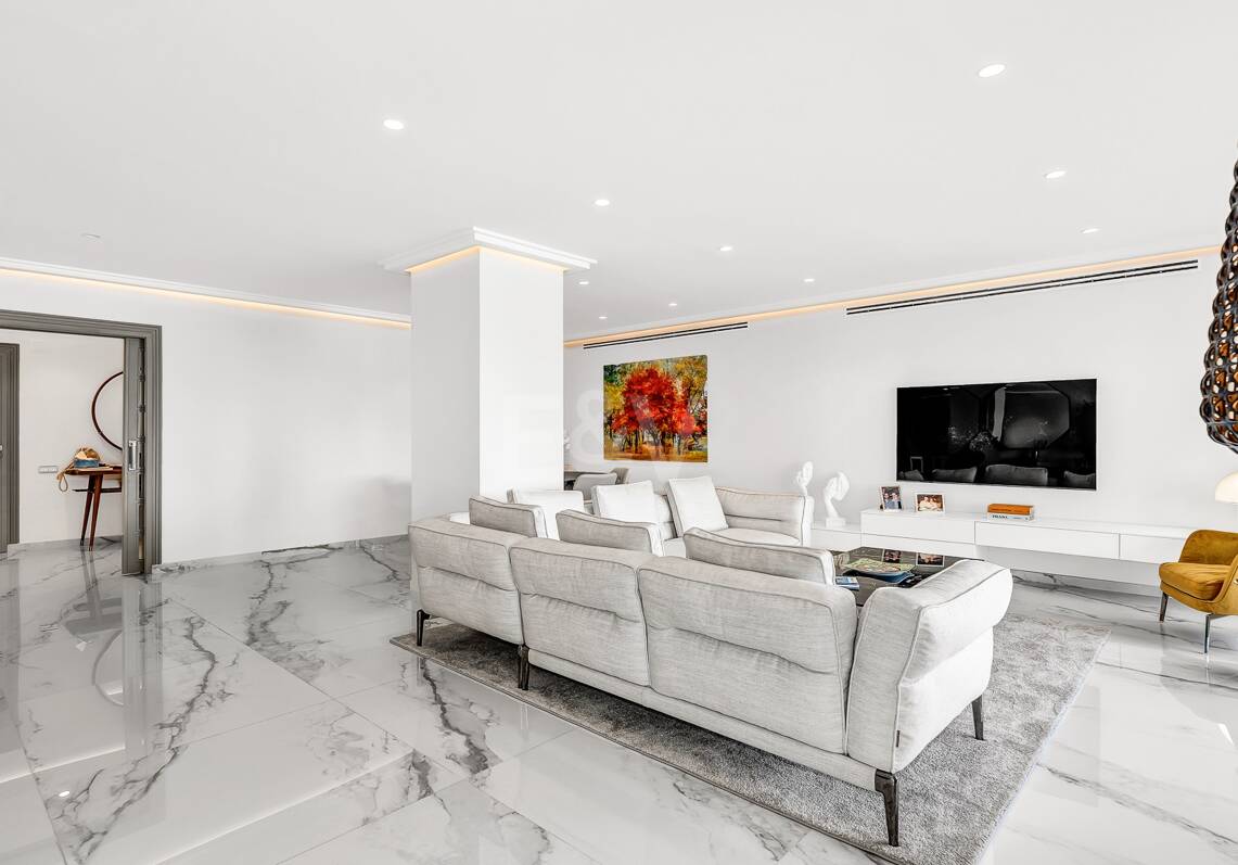 Luksusowy Beachfront Apartment w presti urbanizacja Mare Nostrum
