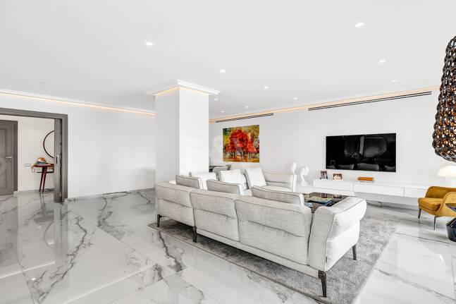 Lyxig Beachfront Lägenhet i den prestigefyllda urbaniseringen Mare Nostrum