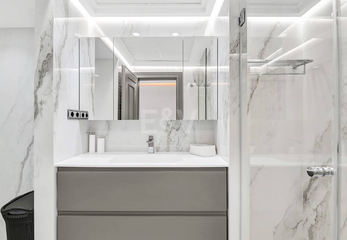 Lyxig Beachfront Lägenhet i den prestigefyllda urbaniseringen Mare Nostrum