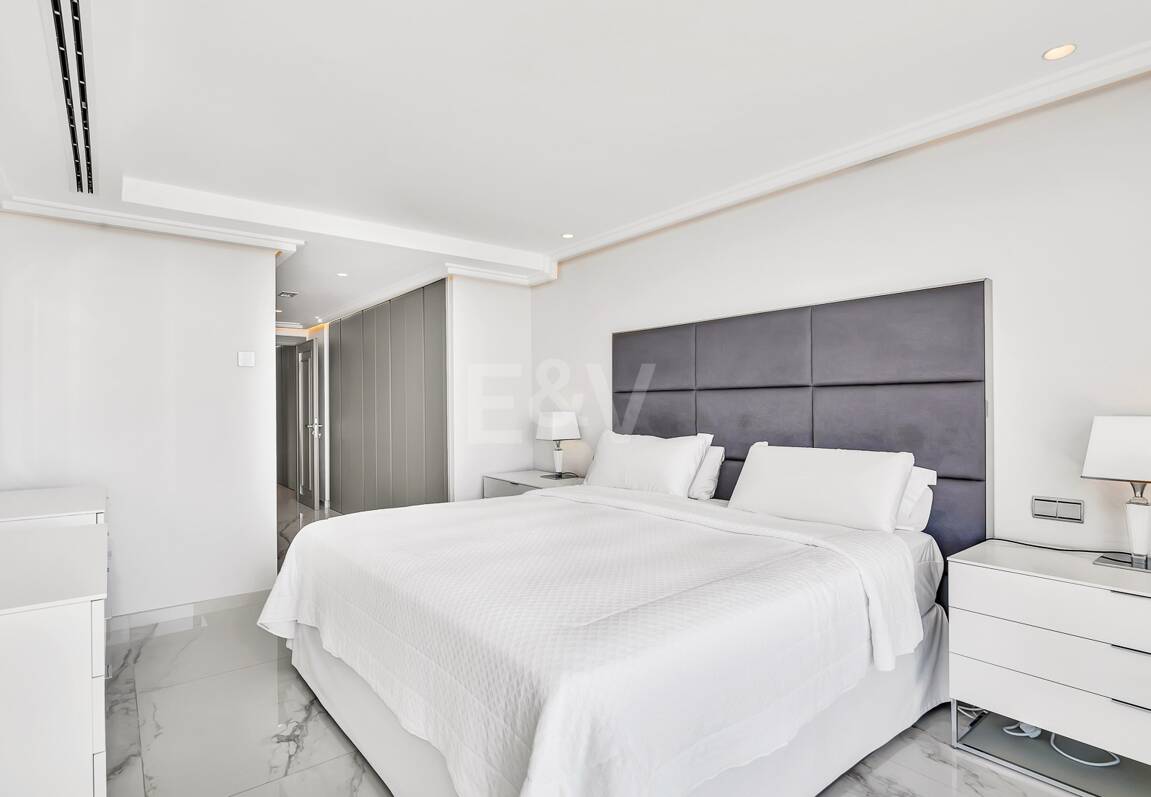 Lyxig Beachfront Lägenhet i den prestigefyllda urbaniseringen Mare Nostrum