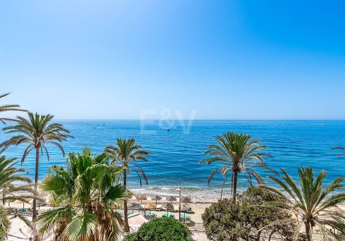 Luksusowy Beachfront Apartment w presti urbanizacja Mare Nostrum