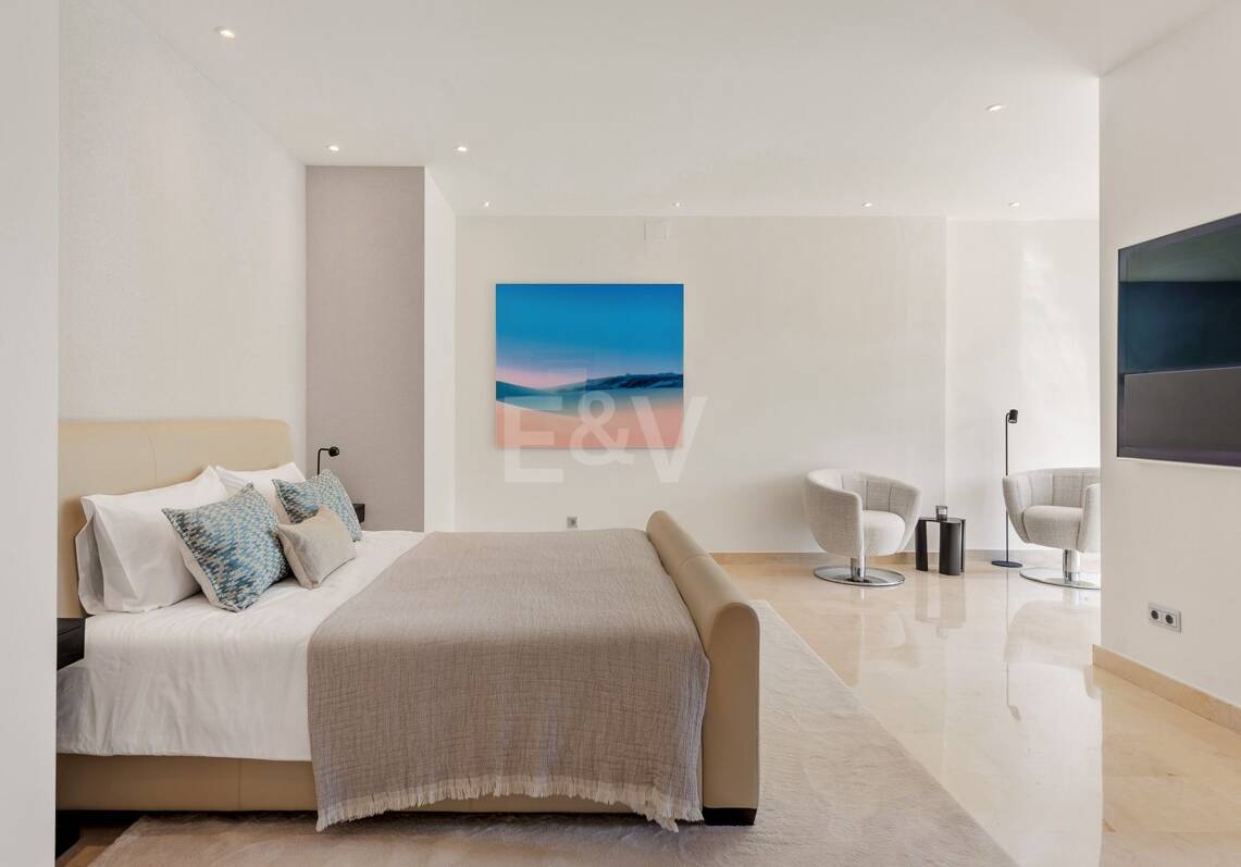 Villa next to Las Brisas Golf - Nueva Andalucia