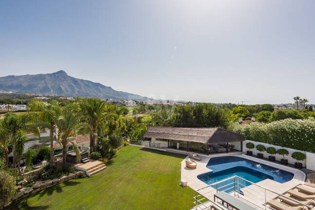 Villa in der Nähe von Las Brisas Golf - Nueva Andalucia