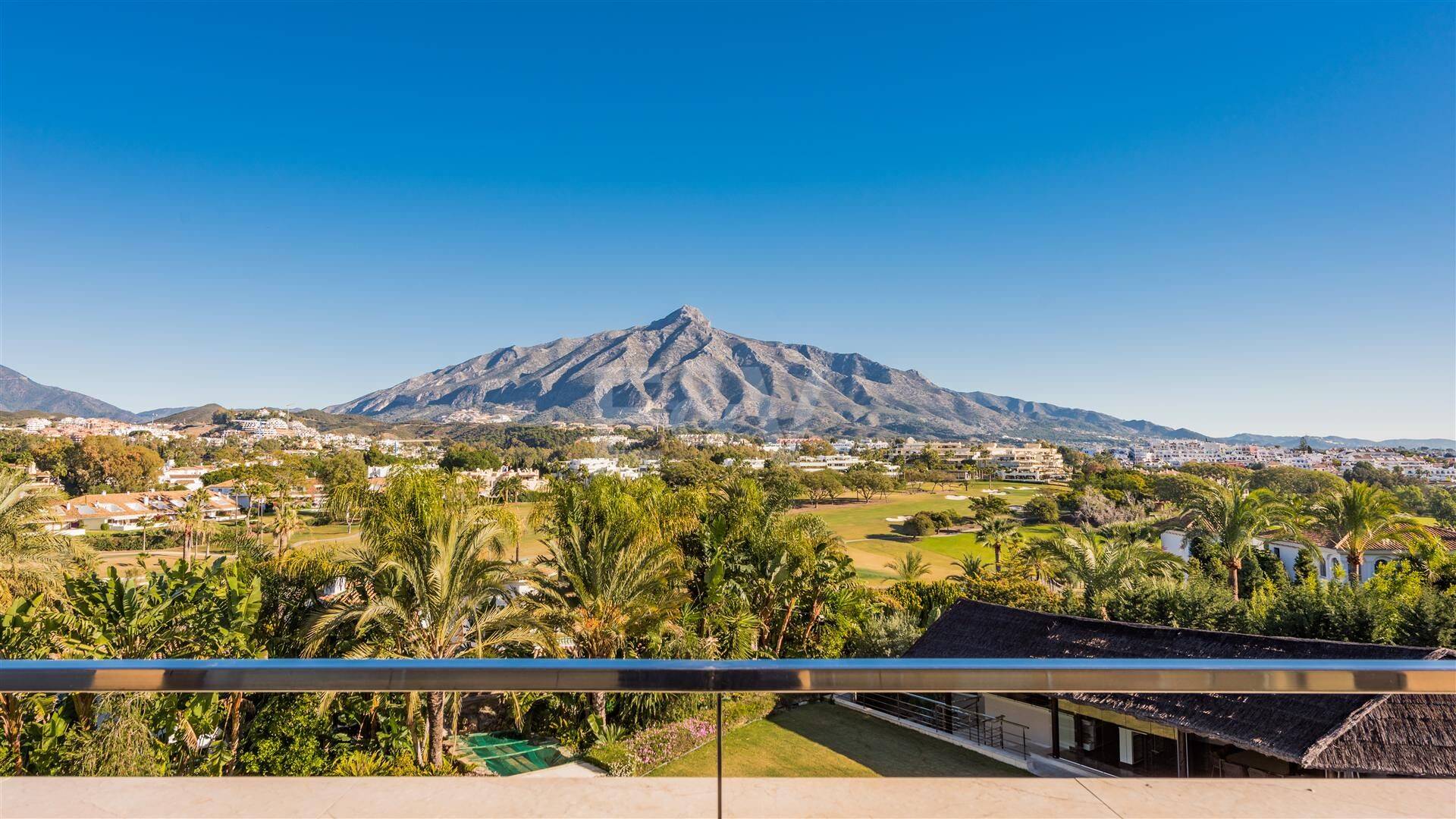 Villa à côté de Las Brisas Golf - Nueva Andalucia