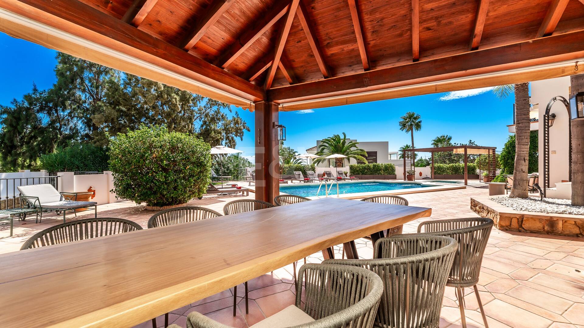 Villa de ensueño con vistas panorámicas en El Rosario